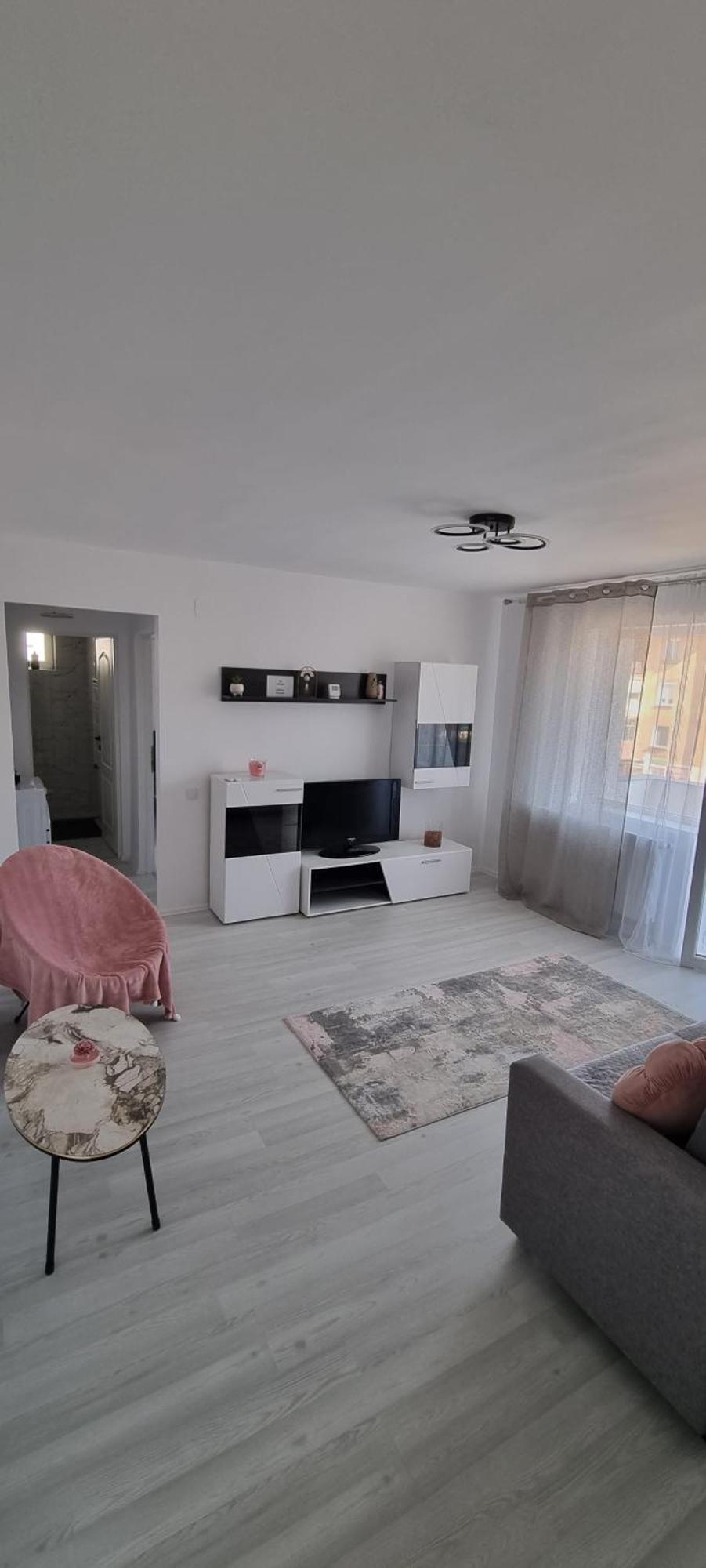 Apartament Central Pe Pietonala Nr2 Hunedoara Exteriér fotografie