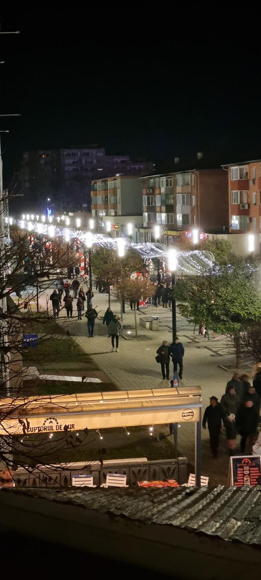 Apartament Central Pe Pietonala Nr2 Hunedoara Exteriér fotografie